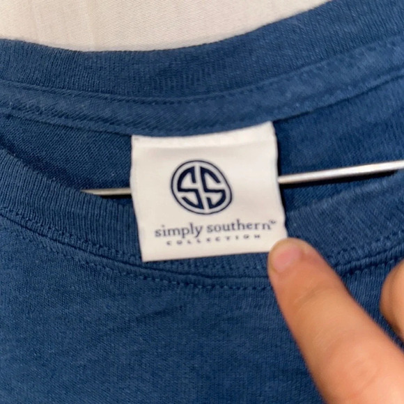 Simply Southern “happy girls are the preppiest” tshirt - Picture 4 of 4